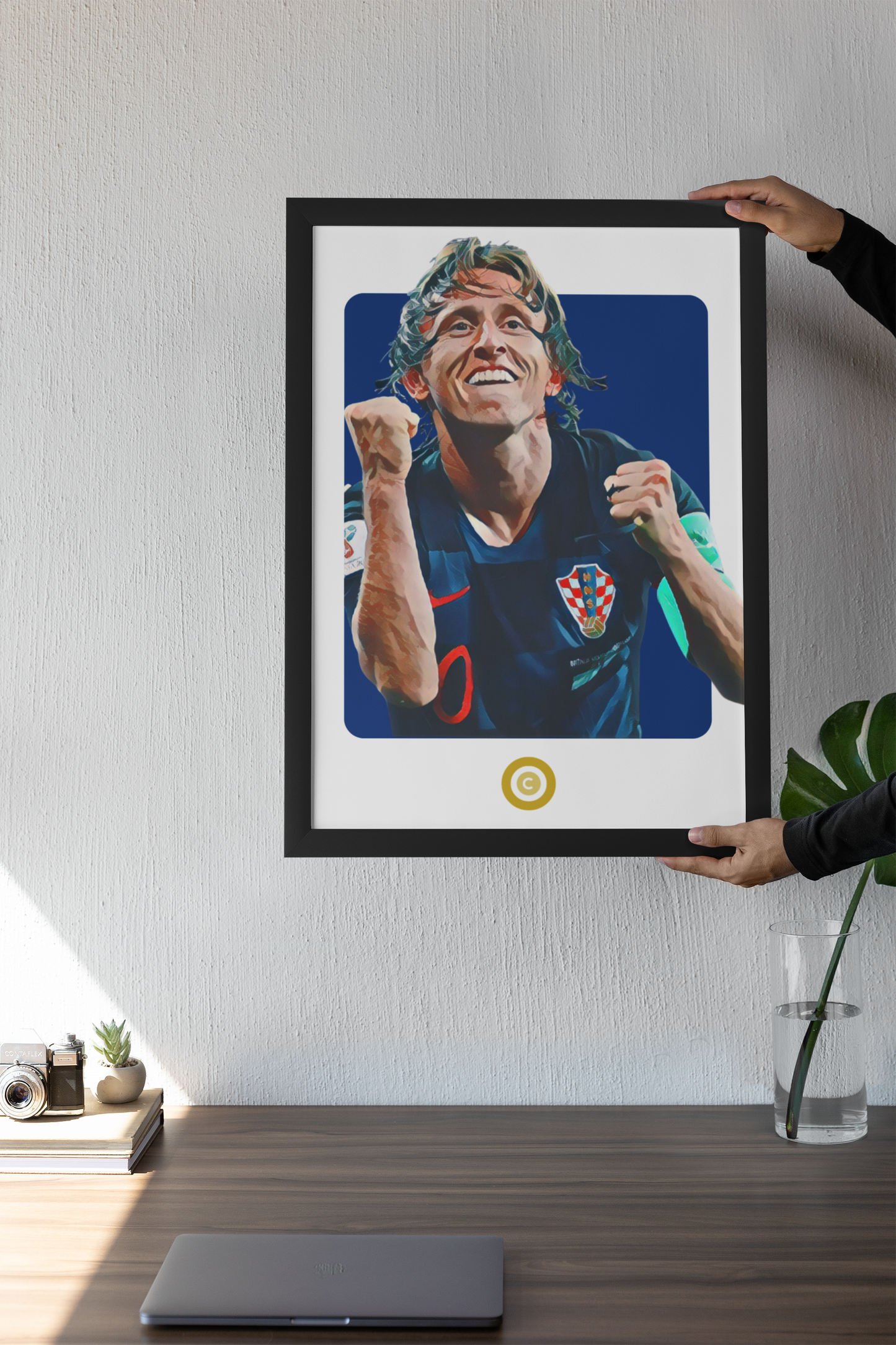 Luka Modrić- Hero- Croatia - Premium from CATENACCIO - Just €14.50! Shop now at CatenaccioDesigns