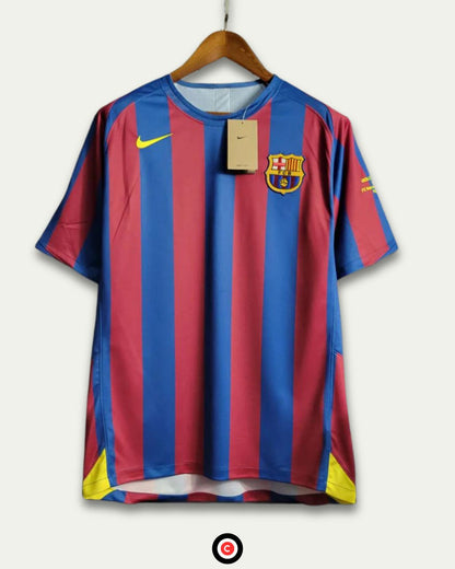 FC Barcelona 05/06 (Home Kit) - Premium  from CatenaccioDesigns - Just €39.64! Shop now at CatenaccioDesigns